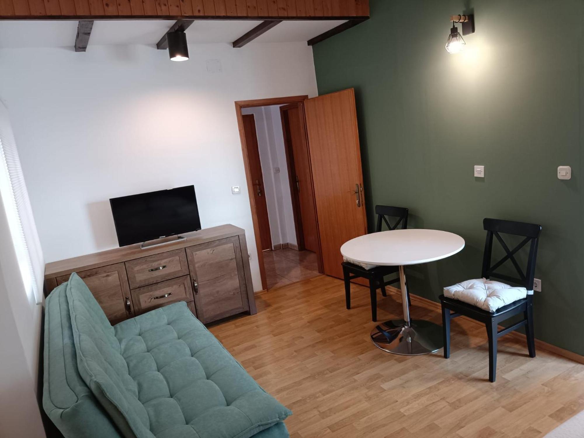 Apartmani Miki Podgora Exteriör bild
